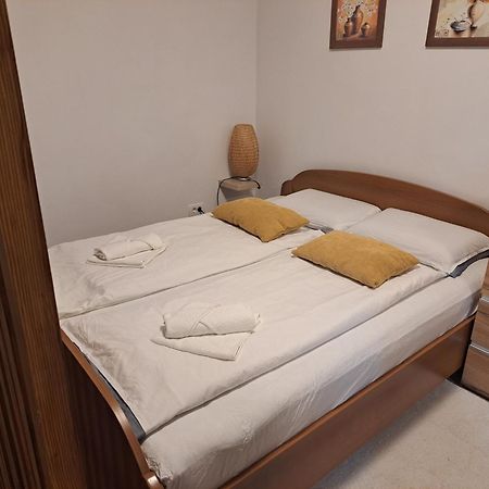 Apartman View Apartment โคเปร์ ภายนอก รูปภาพ