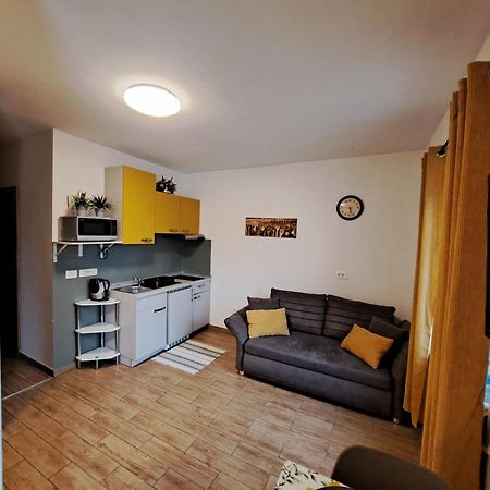 Apartman View Apartment โคเปร์ ภายนอก รูปภาพ
