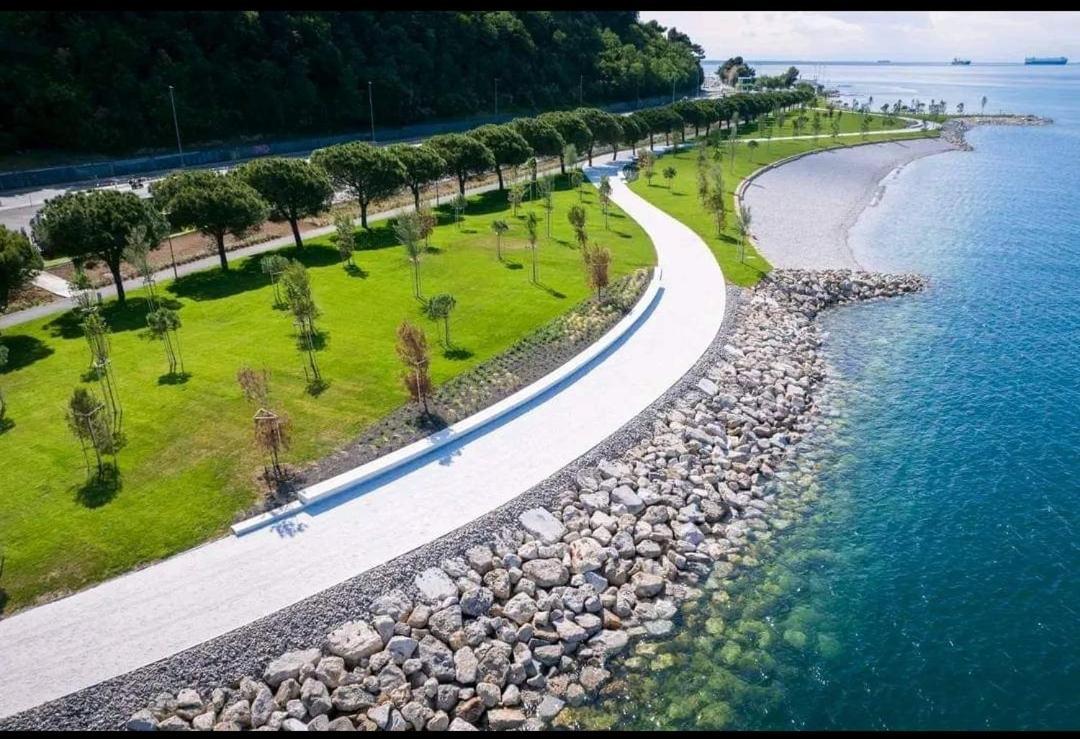 Apartman View Apartment โคเปร์ ภายนอก รูปภาพ