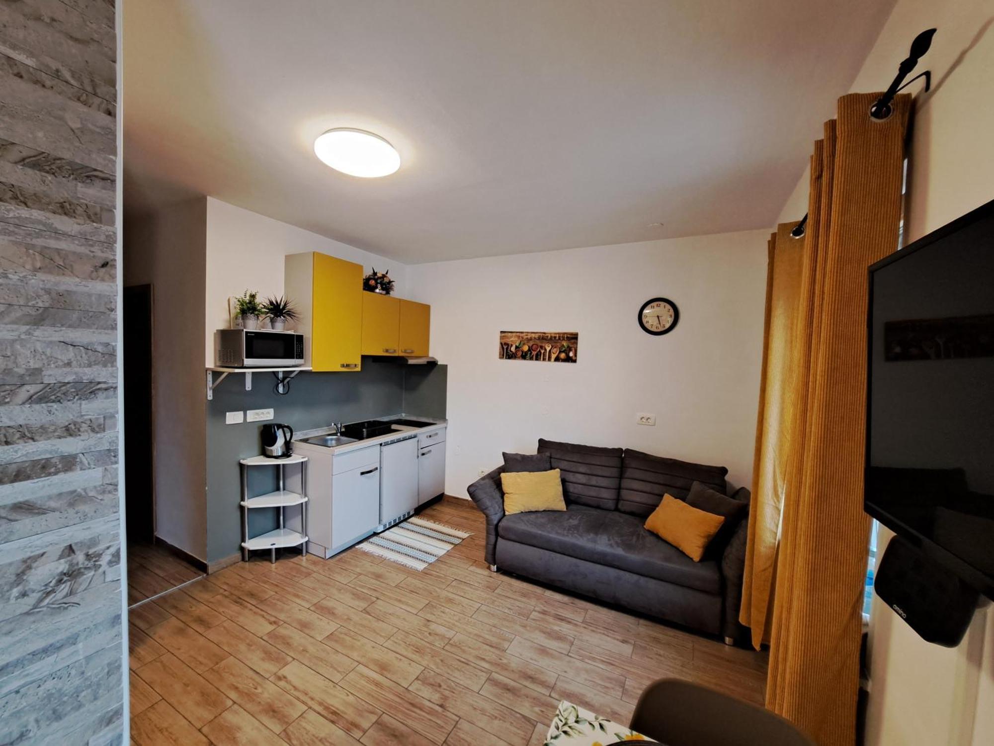 Apartman View Apartment โคเปร์ ภายนอก รูปภาพ
